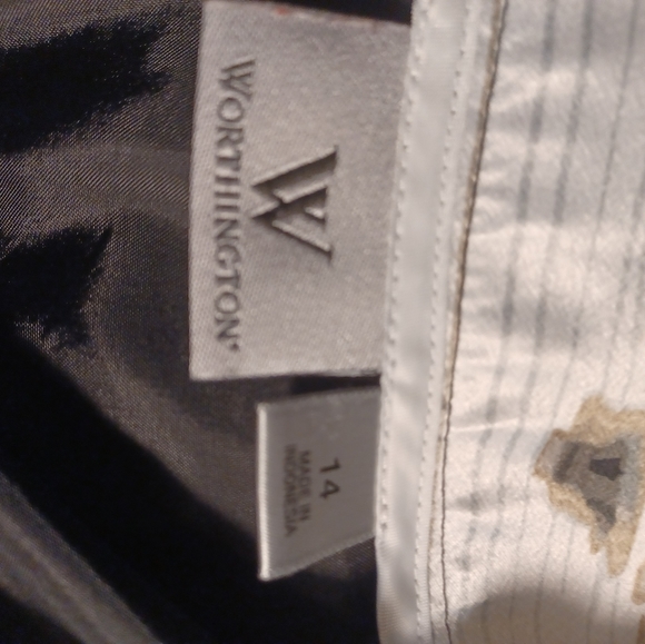 Worthington Skirt - Picture 4 of 4